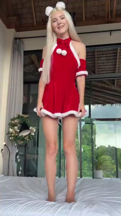 Eva Elfie Nude POV Sexy Hot Xmas Dress Blowjob OnlyFans Video Leaked